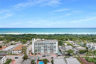 8233 Harding Ave in Miami Beach, FL - Building Photo - Building Photo
