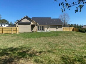 30290 Deaux Run in Albany, LA - Building Photo - Building Photo