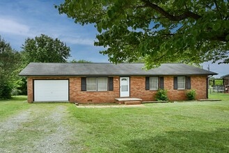 2633 Old Mountain Rd in Statesville, NC - Building Photo - Building Photo