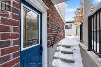 25 Cherry St in St Catharines, ON - Building Photo - Building Photo