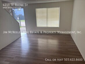 4219 SE Rhone St in Portland, OR - Building Photo - Building Photo
