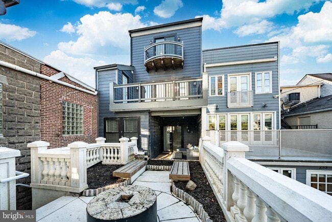property at 235 E Market St
