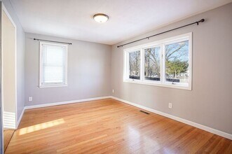 40 Lealand Ave in Agawam, MA - Building Photo - Building Photo