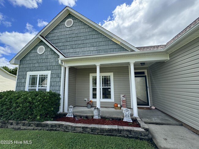 302 Wynbrookee Ln