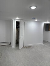 1108 1st Ave in New Hyde Park, NY - Building Photo - Building Photo