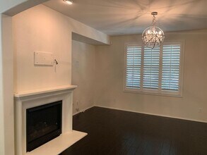 28846 S Lake Dr in Temecula, CA - Building Photo - Building Photo