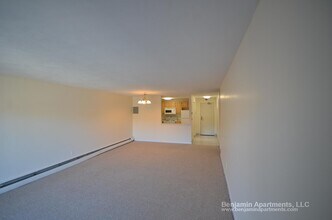 262 Main St, Unit 44 in Watertown, MA - Building Photo - Building Photo