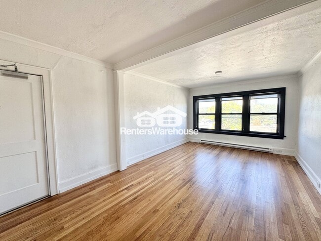 2807 Grand Ave in Des Moines, IA - Building Photo - Building Photo