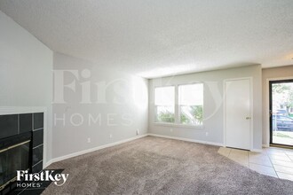 19553 Tradewinds Dr in Noblesville, IN - Building Photo - Building Photo