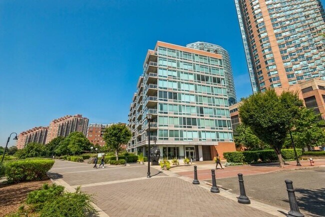 25 Hudson St in Jersey City, NJ - Building Photo - Building Photo
