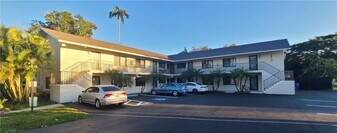 2610 Providence St in Ft. Myers, FL - Building Photo