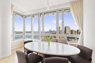 2 River Terrace, Unit PH-31E in New York, NY - Building Photo - Building Photo
