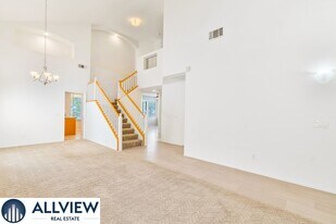 9 Windarbor Ln in Irvine, CA - Building Photo