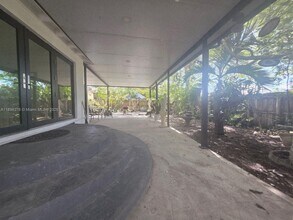 14900 NW 9th Ct in Miami, FL - Building Photo - Building Photo