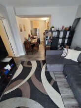 162 Young St in Hamilton, ON - Building Photo - Building Photo