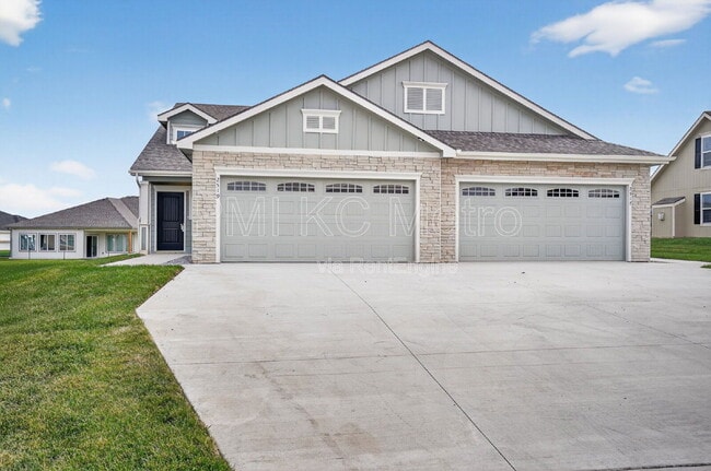 property at 2519 Arlene Pl