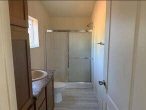 6648 Dolores Dr in Paradise, CA - Building Photo - Building Photo
