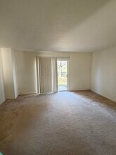 1360 Meadow Run in Copley, OH - Building Photo - Building Photo