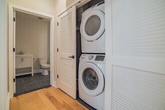 5015 WEST in Philadelphia, PA - Building Photo - Interior Photo