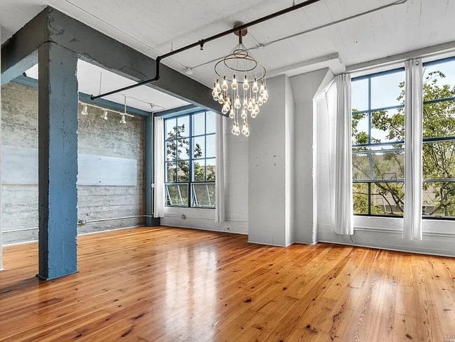 property at 1500 Park Ave