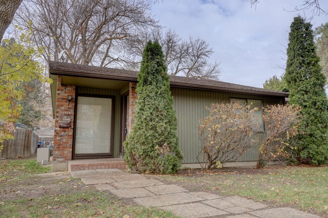 property at 1931 N 28th St