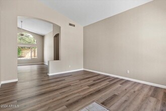 312 E Mesquite St in Gilbert, AZ - Building Photo - Building Photo