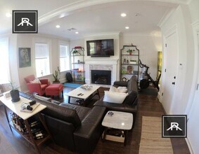 9 Alton Pl in Brookline, MA - Building Photo - Building Photo