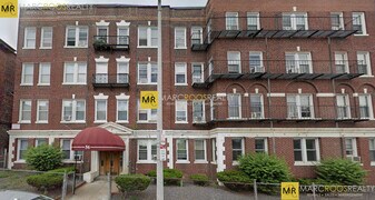 56 Park Vale Ave, Unit 14 in Boston, MA - Building Photo