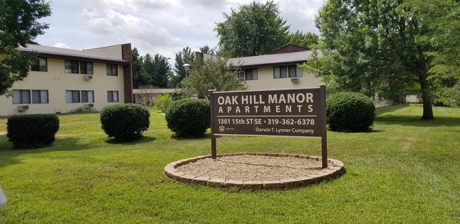 Oak Hill Manor