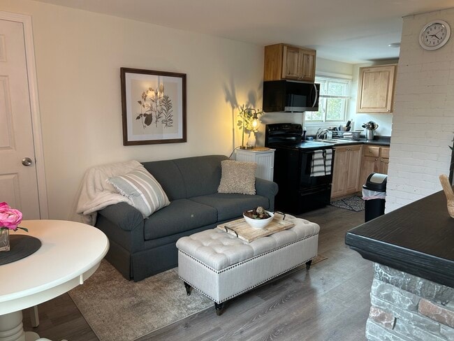 64 Church St in Jeffersonville, VT - Building Photo - Building Photo