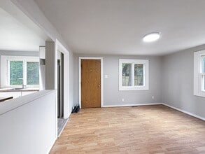 12060 10th Ave S in Burien, WA - Building Photo - Building Photo