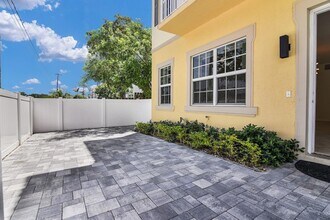 3440 NE 15th Ave in Oakland Park, FL - Building Photo - Building Photo