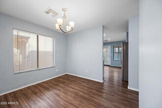 125 N 22nd Pl in Mesa, AZ - Building Photo - Building Photo