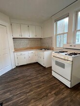 1050 Thomas St SE in Grand Rapids, MI - Building Photo - Building Photo
