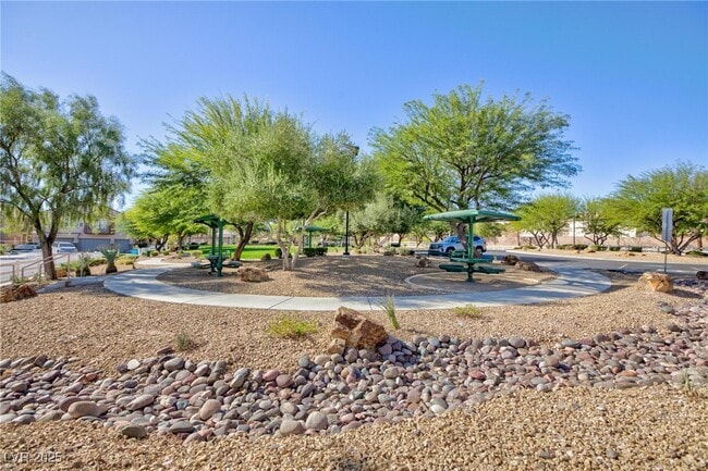 8787 Roping Rodeo Ave in Las Vegas, NV - Building Photo - Building Photo