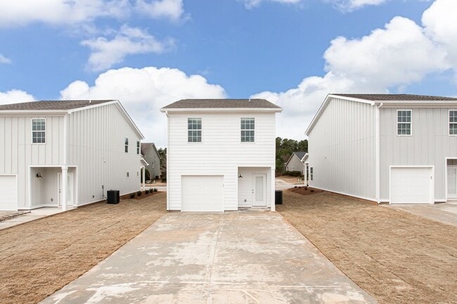 property at 715 W Vincent Dr