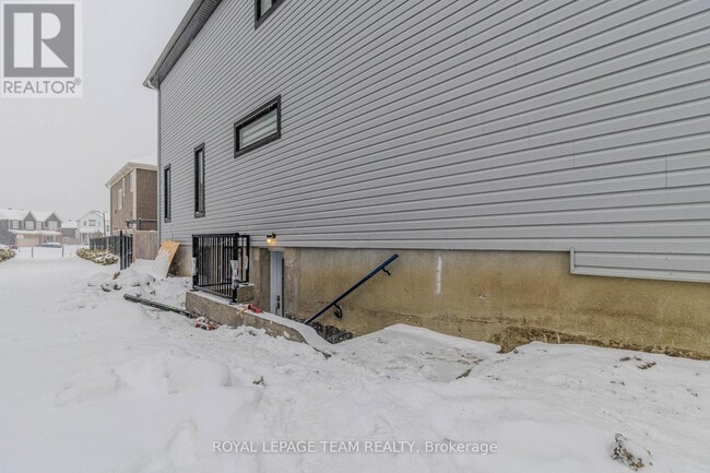 142 Lumen Pl in Ottawa, ON - Building Photo - Building Photo