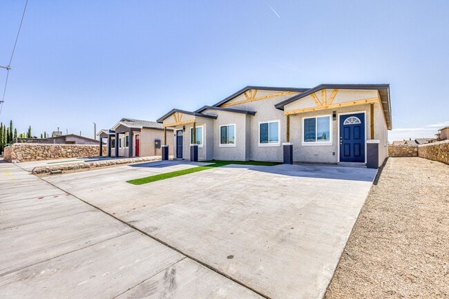 property at 10028 Cross St