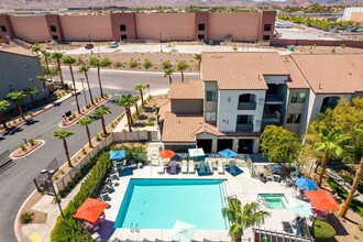 Colton Apartments in Henderson, NV - Building Photo - Building Photo