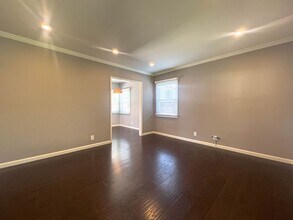 2656 Mayfield Ave in La Crescenta, CA - Building Photo - Building Photo