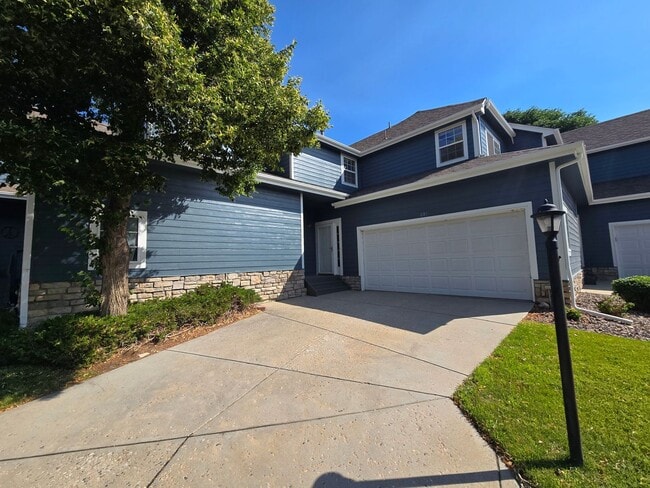 property at 281 Rockview Dr