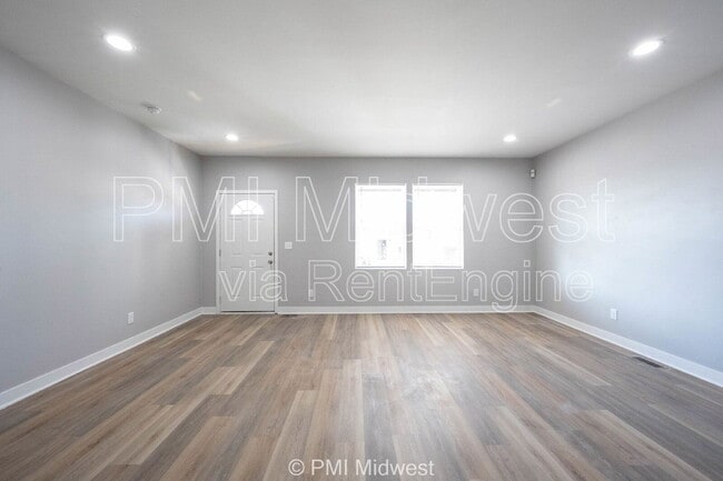 2038 E Maryland St in Indianapolis, IN - Building Photo - Building Photo