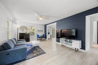2015 Garden St in Austin, TX - Building Photo - Building Photo
