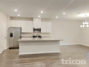 203 Chapelcrest Ln in Holly Springs, GA - Foto de edificio - Building Photo