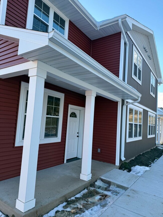 property at 352-354 Woodcrest Ln