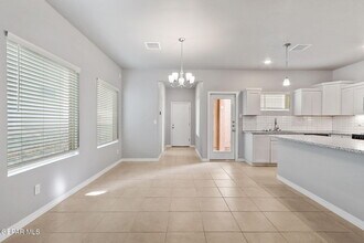 4557 Mark Avizo in El Paso, TX - Building Photo - Building Photo