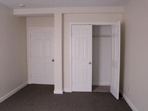 30 Gatehouse Rd in Amherst, MA - Building Photo - Building Photo