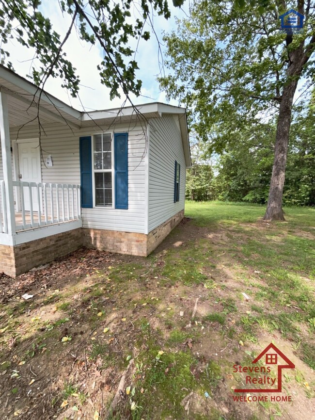 property at 174 Bybee Woods Dr