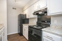 Pebble Creek Apartments photo'