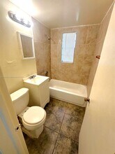 840 NW 70th St in Miami, FL - Building Photo - Building Photo